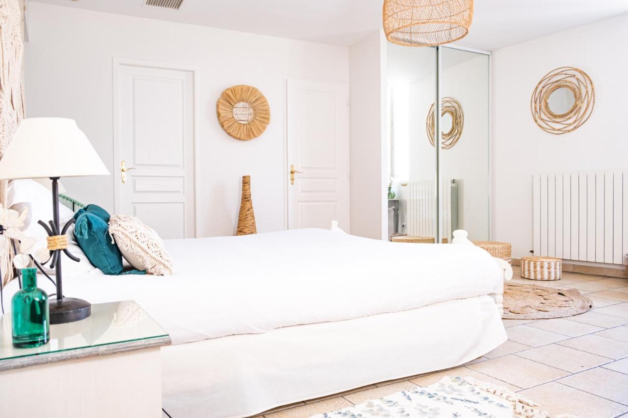 Logis Hotel Et Restaurant La Bastide Cabezac บิซ-มิเนอวัว ภายนอก รูปภาพ